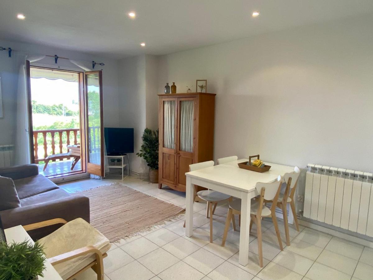Apartamento Goxoa Jaca Exterior photo
